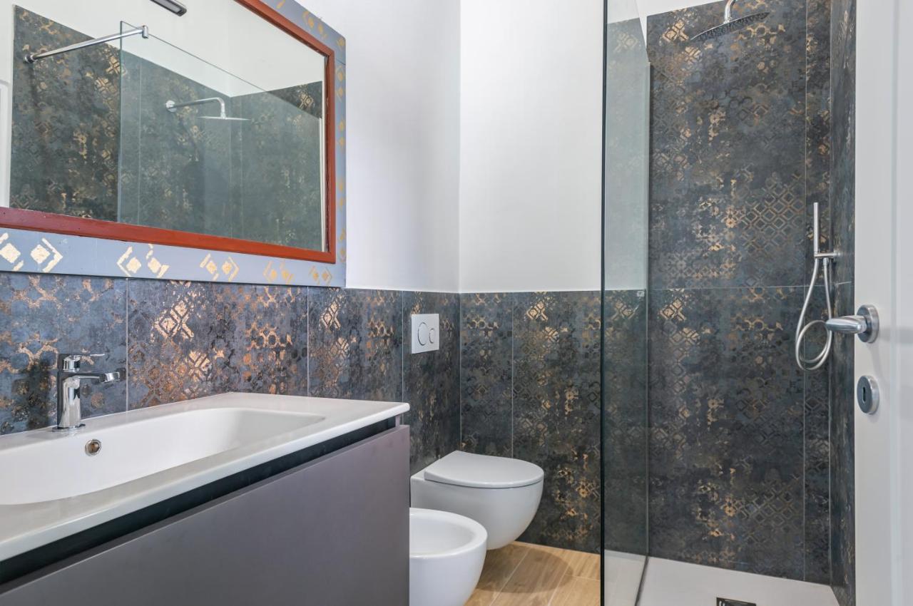 Porta Romana Elegant Apartments With Private Parking! Siena Exteriör bild
