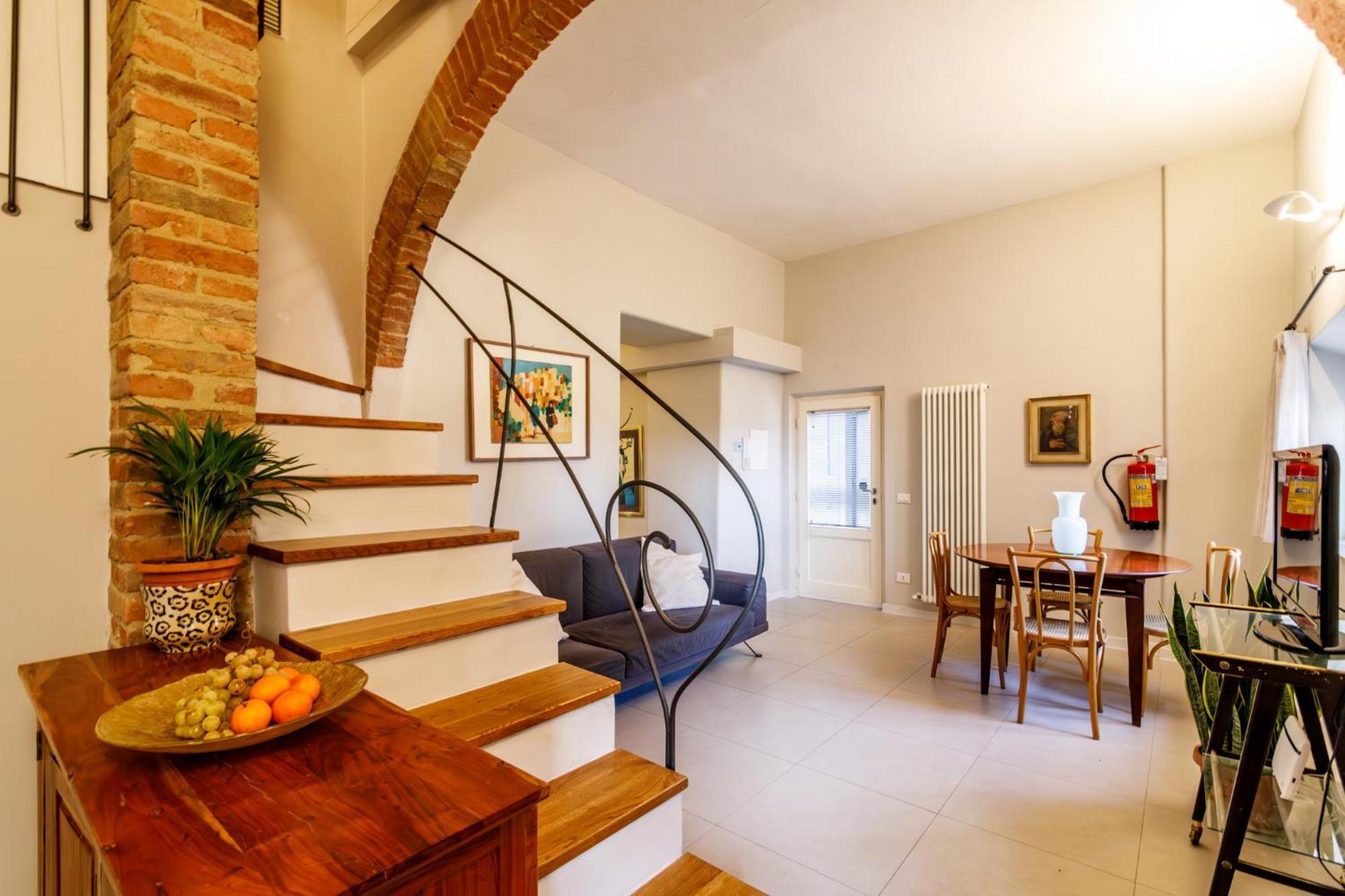 Porta Romana Elegant Apartments With Private Parking! Siena Exteriör bild