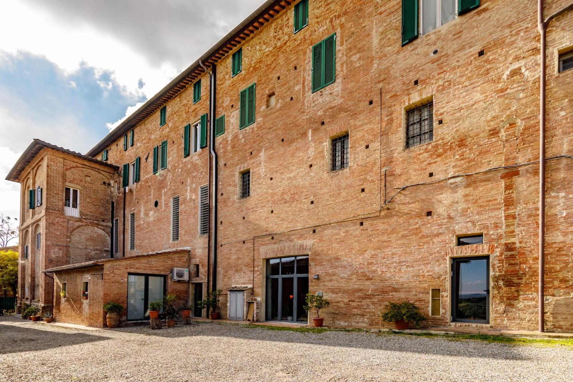 Porta Romana Elegant Apartments With Private Parking! Siena Exteriör bild