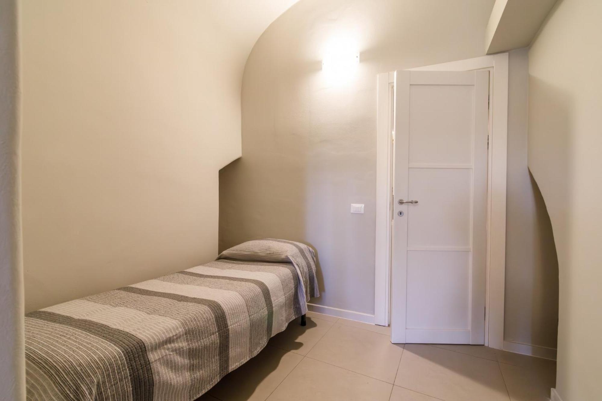 Porta Romana Elegant Apartments With Private Parking! Siena Exteriör bild